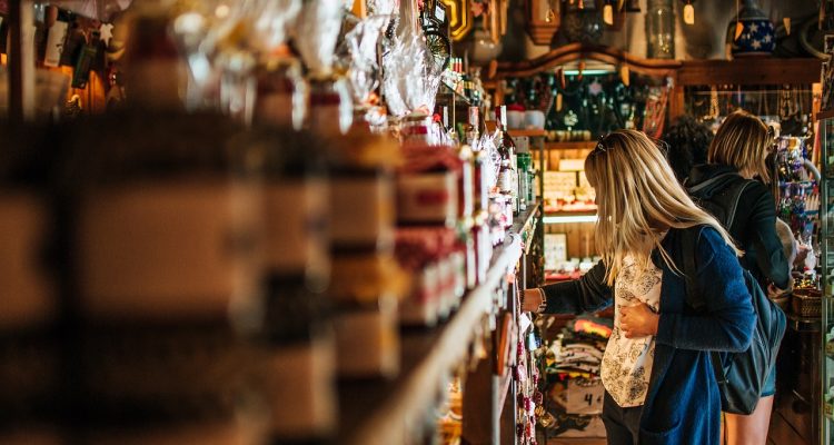 explore the world of sustainable shopping and discover eco-friendly products that benefit both you and the planet. learn how to make conscious choices that promote environmental responsibility while enjoying fashionable and practical items.