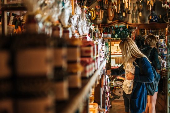 discover the ultimate in personalized retail with tailored shopping experiences that cater to your unique preferences. explore curated selections and exclusive offers designed just for you.