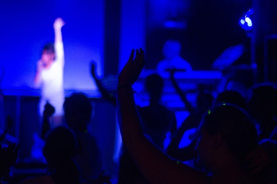 discover the dynamics of popularity, exploring its impact on culture, trends, and identity. uncover what makes certain people, brands, or ideas rise to fame and how social media shapes our perceptions of popularity today.